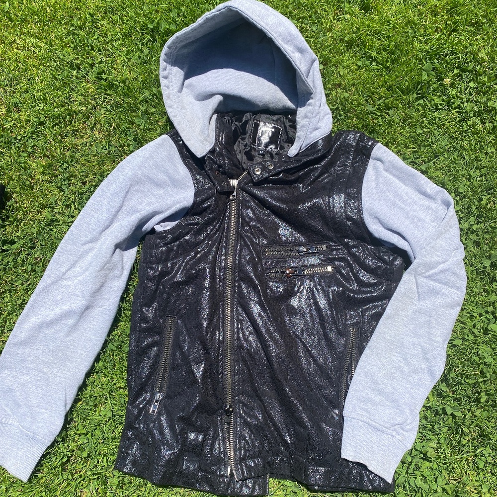 Motorcycle style zip up